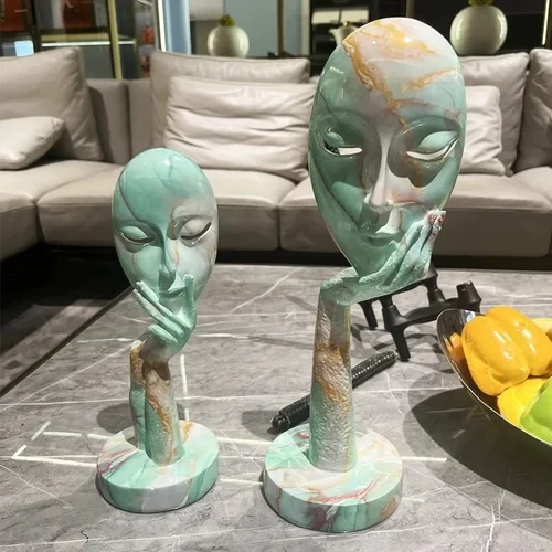Resin Show Piece